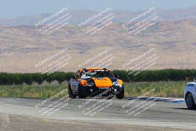 media/Jun-02-2024-CalClub SCCA (Sun) [[05fc656a50]]/Group 5/Race/